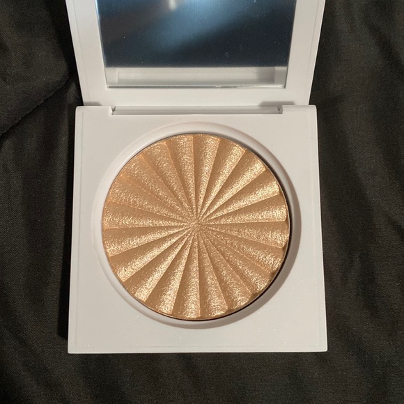 OFRA Other - Ofra Cosmetics Rodeo Drive Highlighter *NEVER USED*